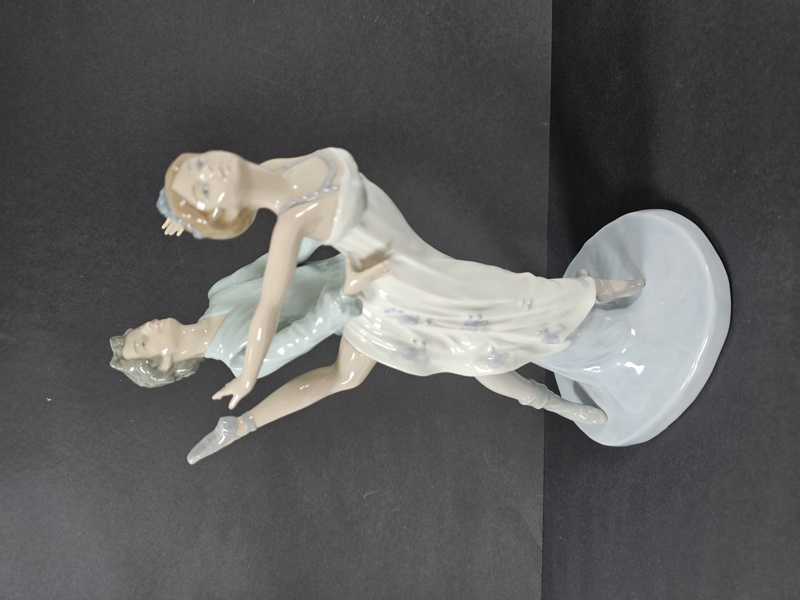 Nao by Lladro, större figurin "Dansande par"