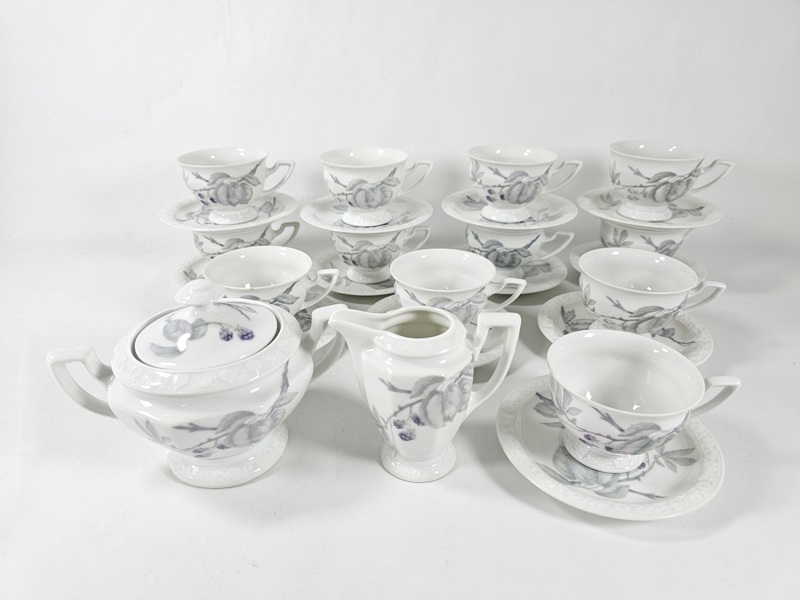 Rosenthal, kaffeservis "Maria Björnbär" 12 koppar med fat, socker, grädde