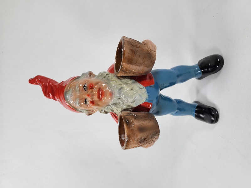 Äldre tomte, keramik