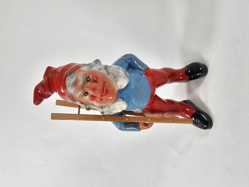 Äldre tomte, keramik