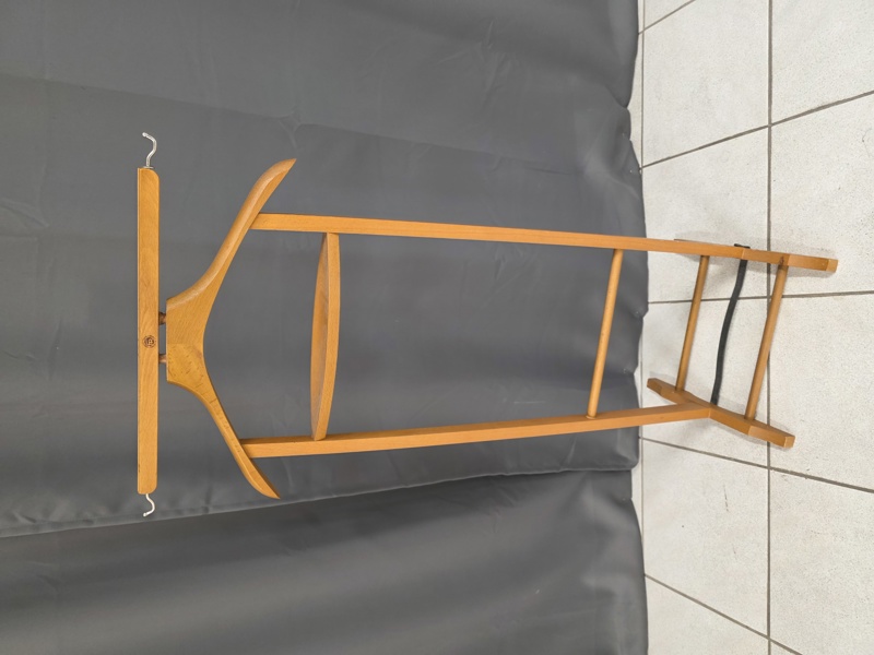 Herrbetjänt, Brevettato Italien