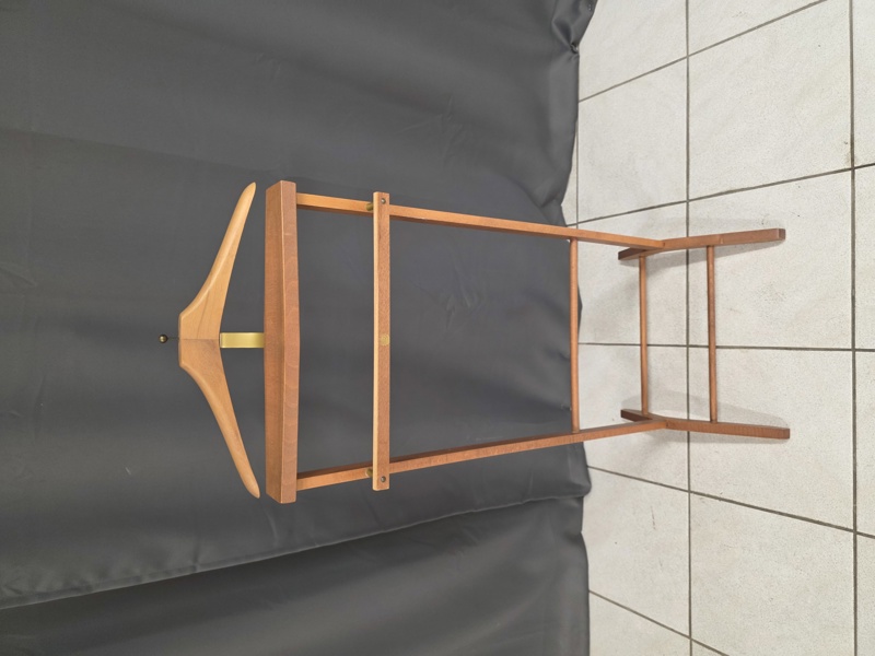 Herrbetjänt, Made in Italy