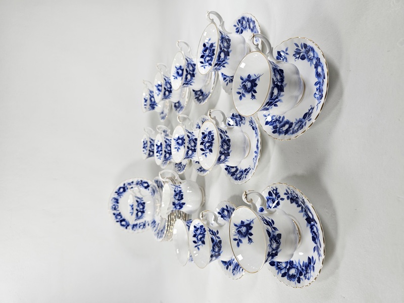 Kaffeservis, 25 del "Aristocrat" Royal Albert, England