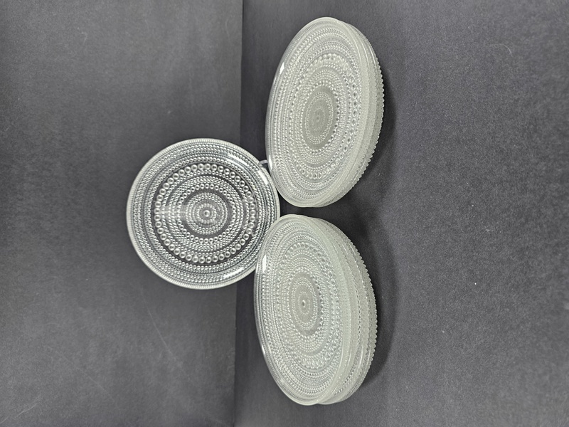 Oiva Toikka, assietter, 8 st "Kastehelmi "Iittala