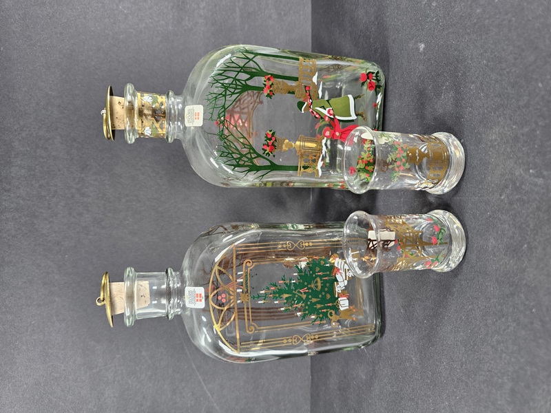Holmegaard, 2 karaffer/ julflaskor och 2 snapsglas