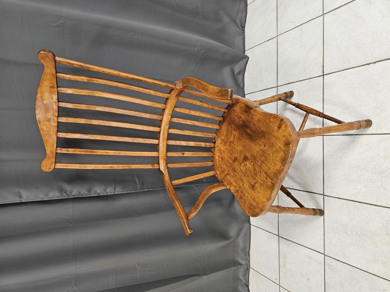 Äldre stol. allmoge