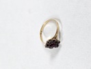 Ring, guld, 18K, vikt inkl stenar 1,9 gr.