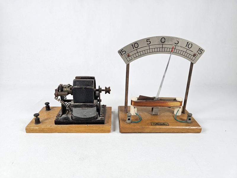 Läromedel,elmotor och mätinstrument