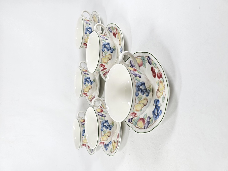 Villeroy & Boch, 6 tekoppar med fat "Melina"