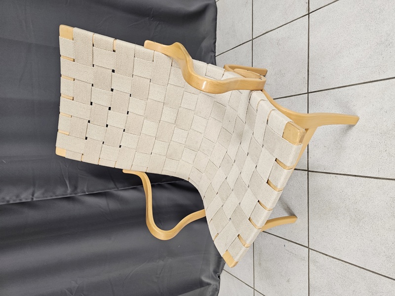 Bruno Mathsson, fåtölj "Eva" bok med flätad sadelgjord