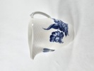 Royal Copenhagen, 2 del, kanna och såsskål "Blå Blomster"
