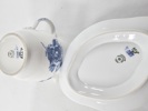 Royal Copenhagen, 2 del, kanna och såsskål "Blå Blomster"