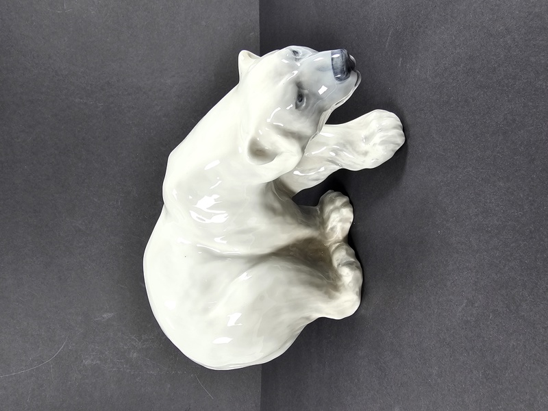 Royal Copenhagen, figurin "Isbjörn"