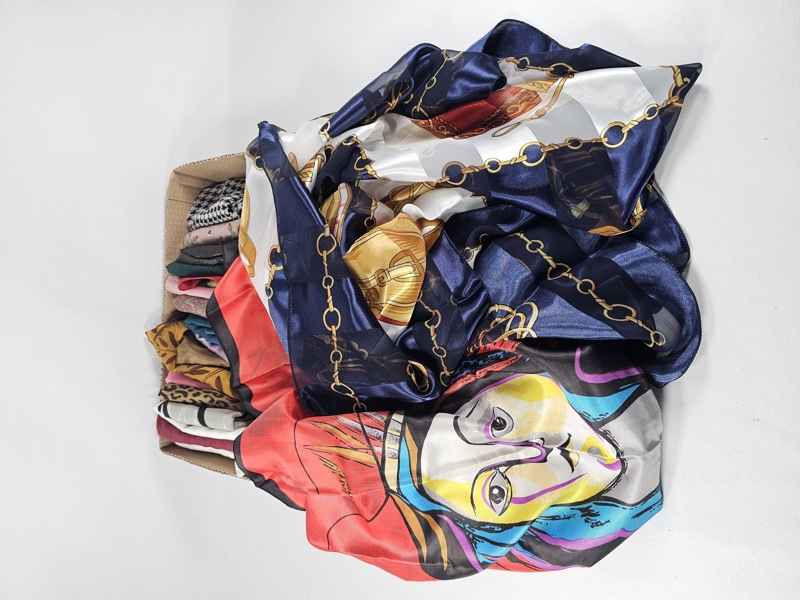 Parti äldre scarves