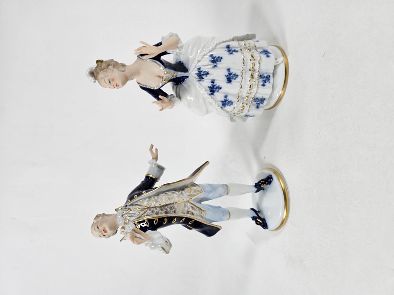 Wallendorf, figuriner, ett par