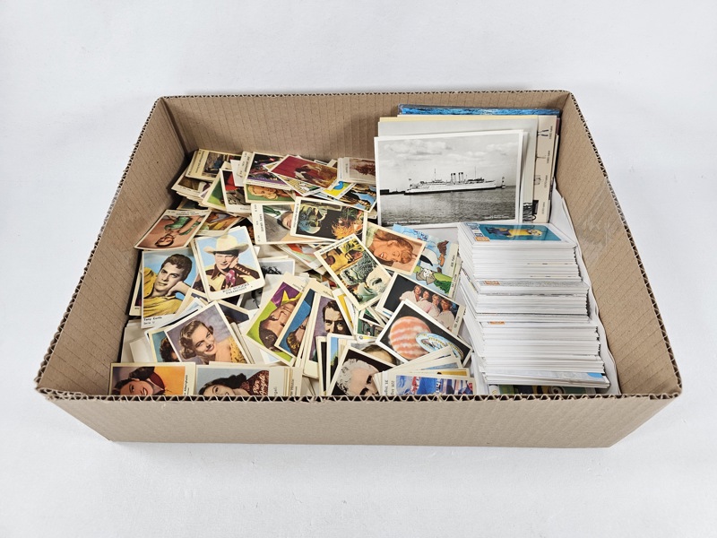 Parti filmisar, vykort mm